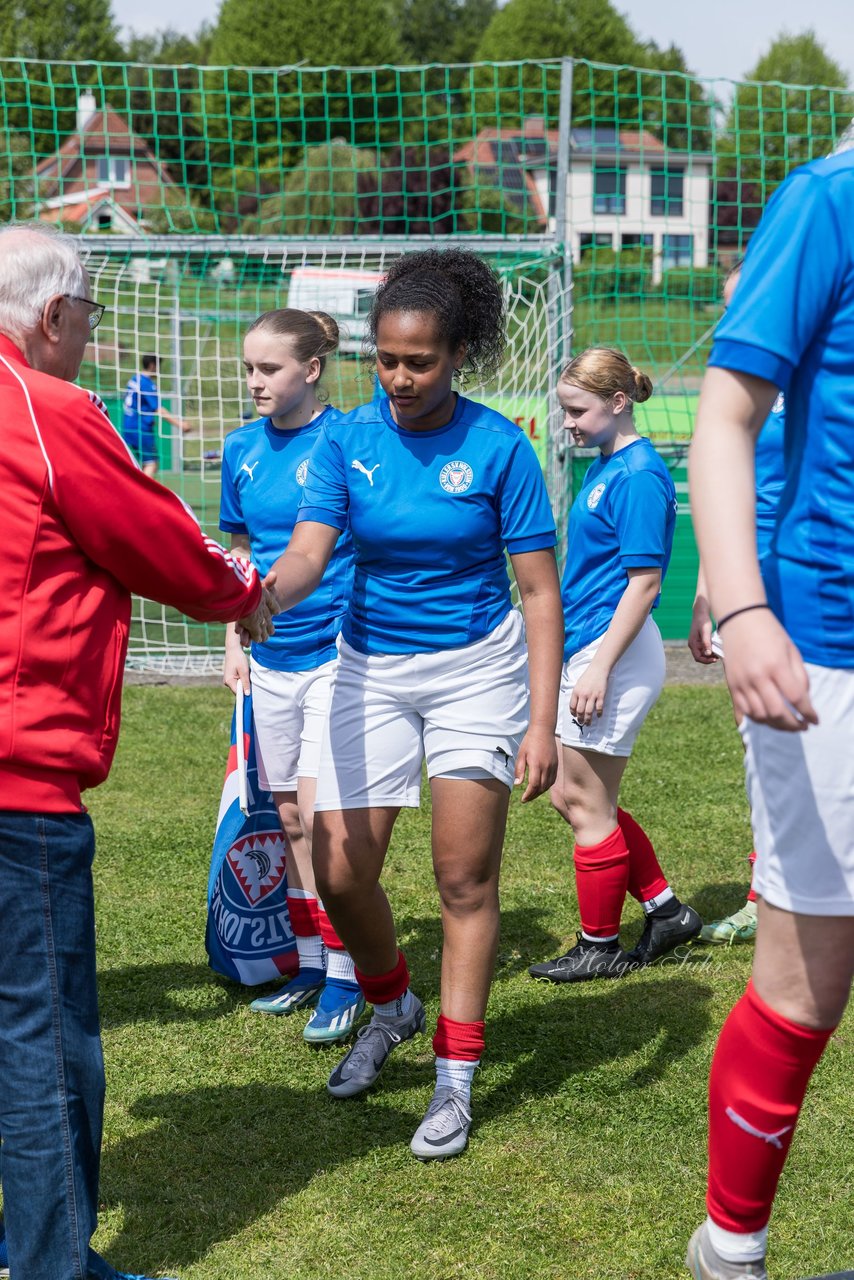 Bild 102 - wBJ SH-Pokalfinale  Holstein-Kiel - SV Viktoria : Ergebnis: 1:0